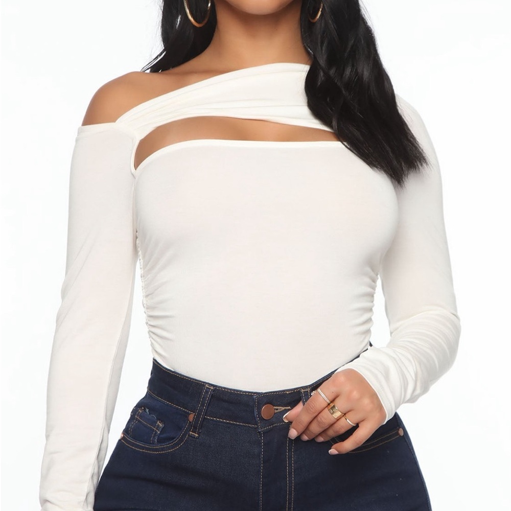 FN Sassy Slash Long Sleeve Top - Size L